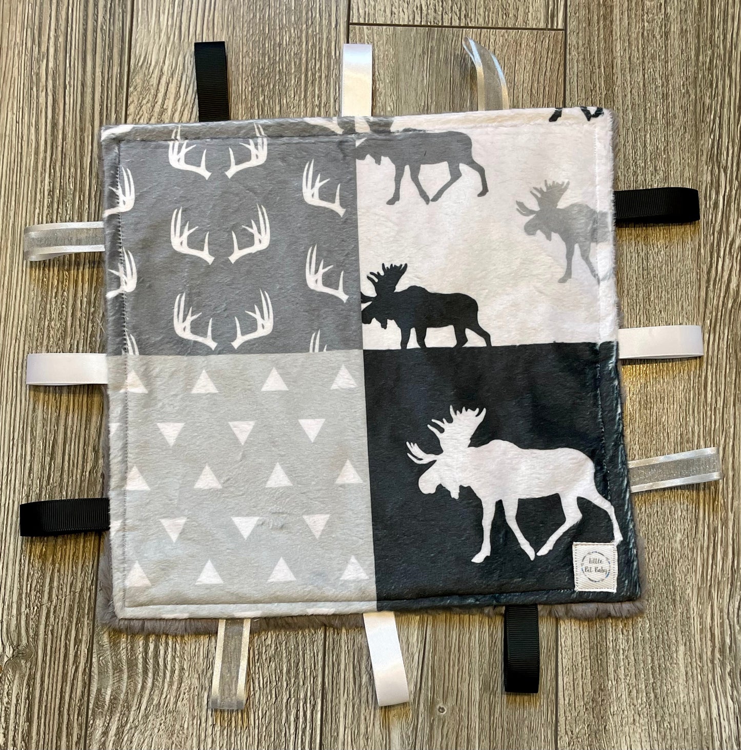 Grey Moose WITH Crinkle (Print 3)