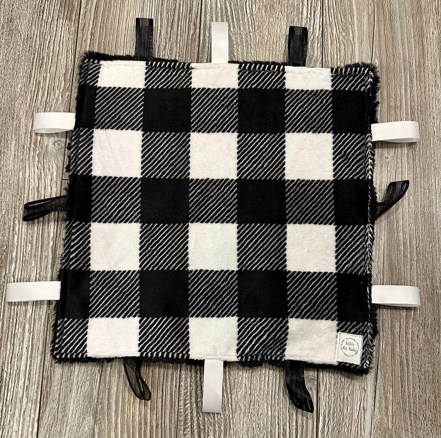 Black and White Plaid WITH Crinkle