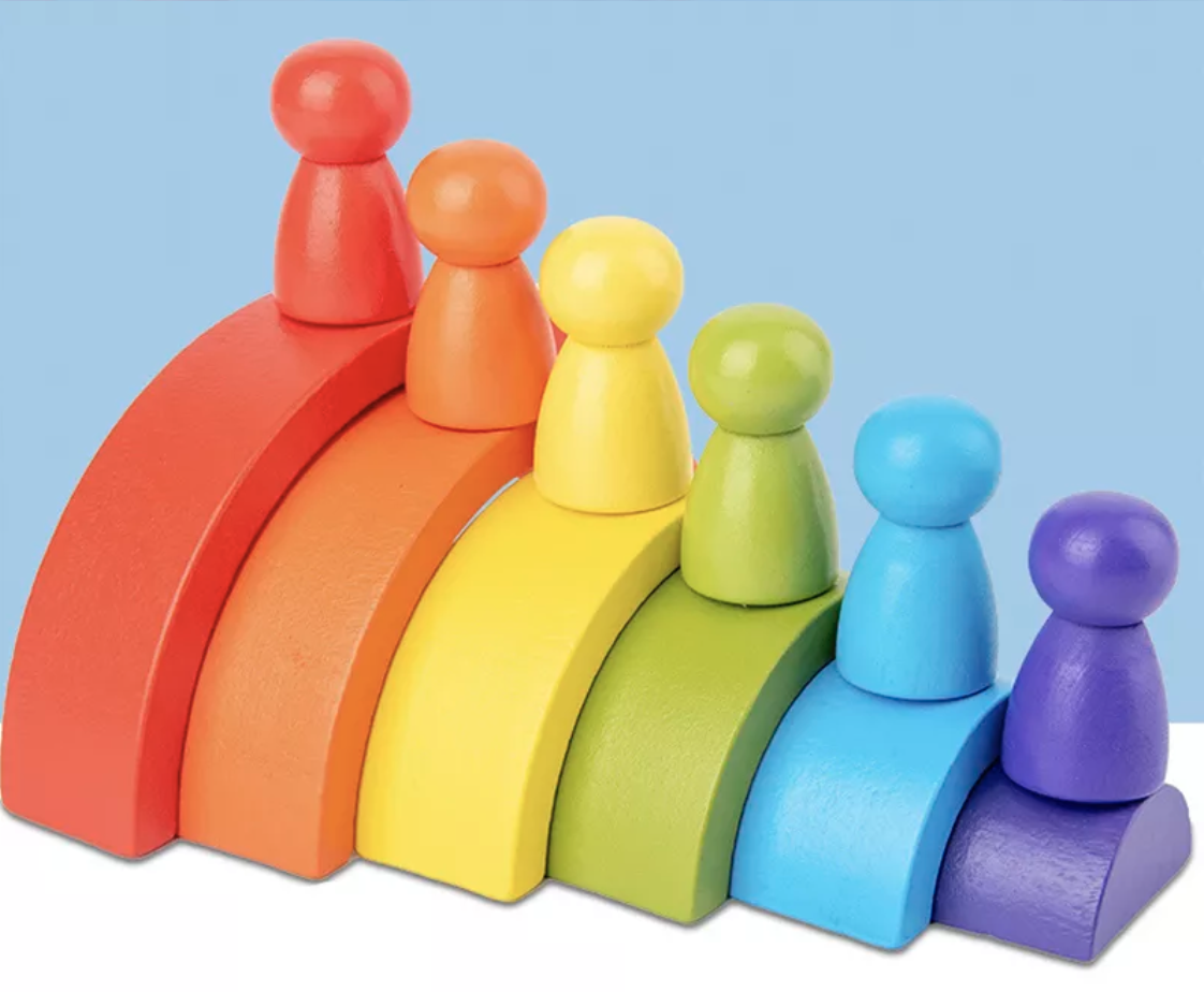 Small Rainbow and Matching Peg Dolls