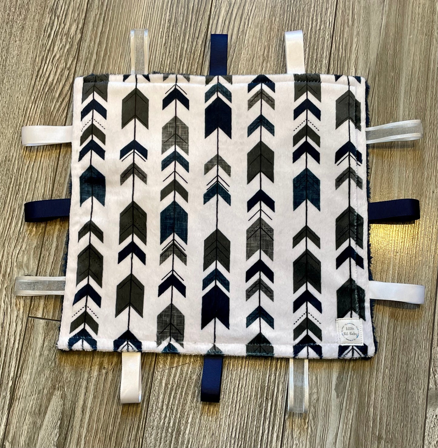 Navy and Grey Arrows WITH Crinkle (grey backing)