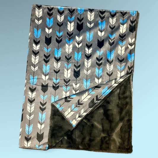 Dark Grey and Blue Arrows - CRIB SIZE